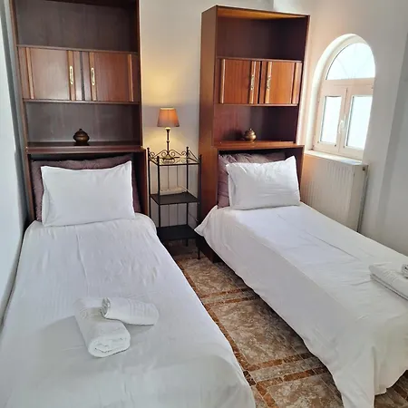 Harma Cozy Apartment-2